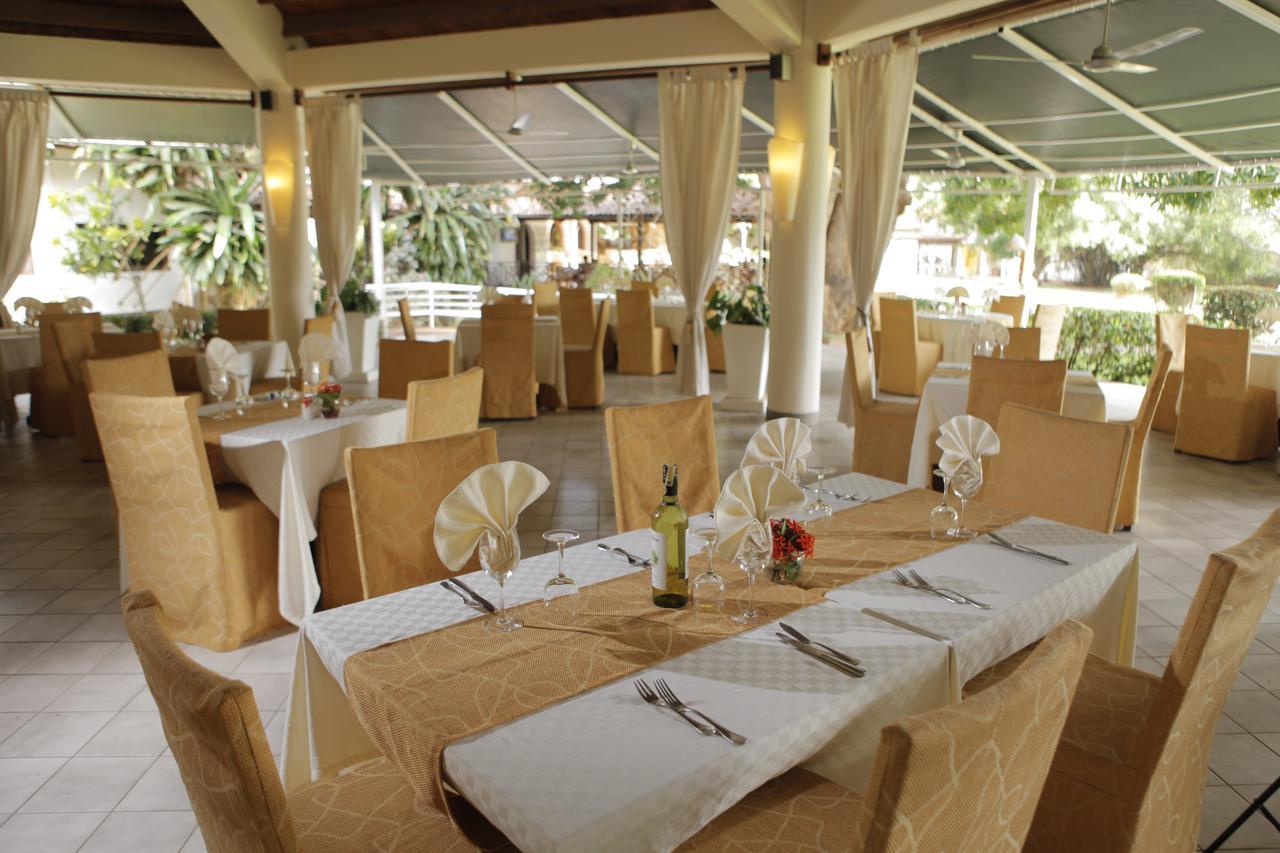 Mwembe Resort Malindi Esterno foto